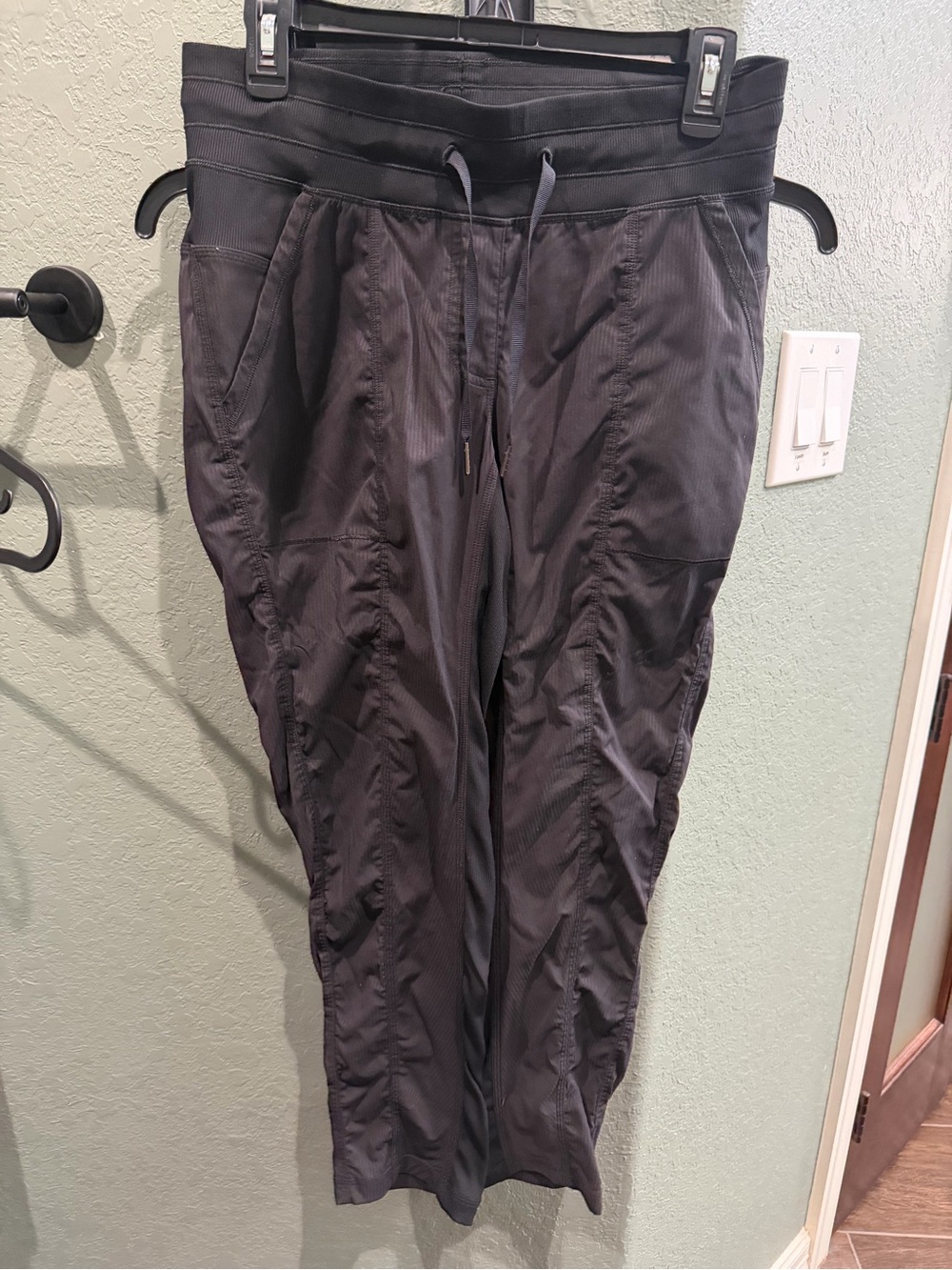 Lululemon dance studio pant